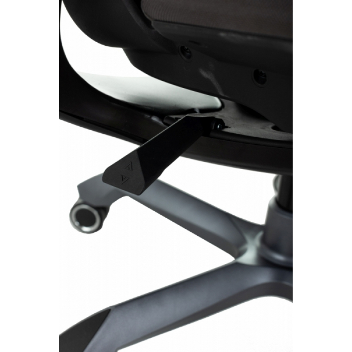 Кресло игровое Бюрократ Knight Aero