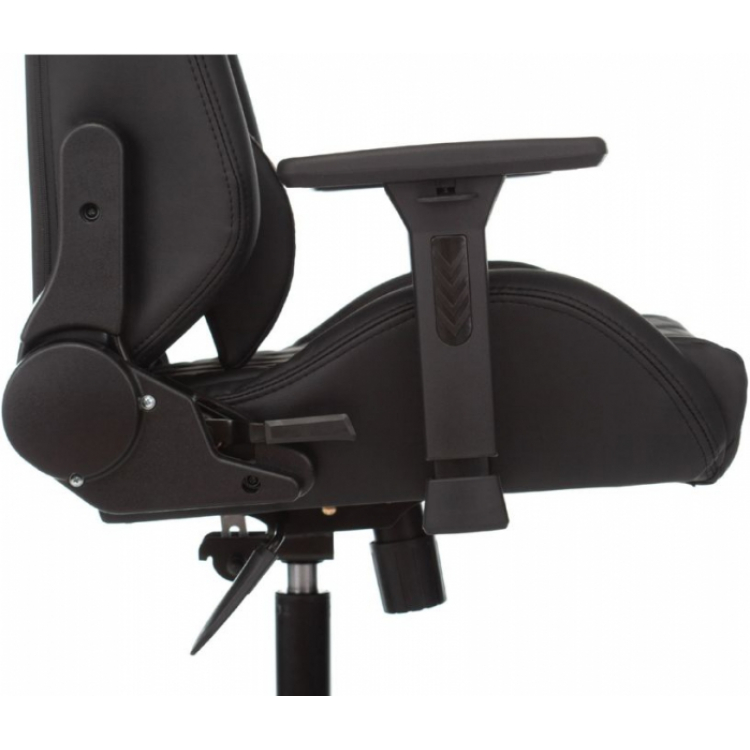 Кресло игровое Бюрократ Knight Rampart