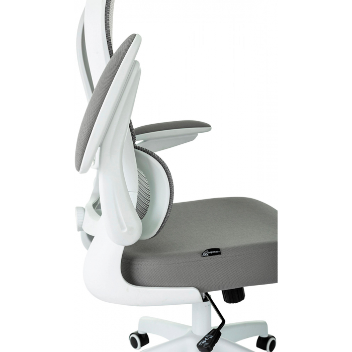 Кресло руководителя Бюрократ Sigma WH 1