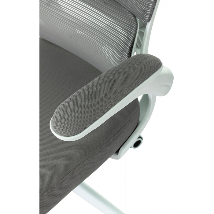 Кресло руководителя Бюрократ Sigma WH 1