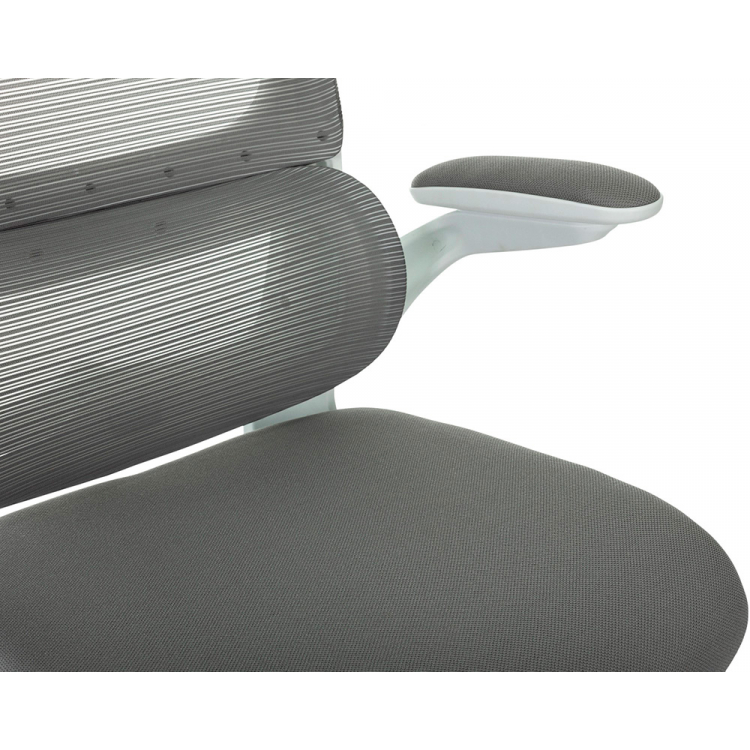 Кресло руководителя Бюрократ Sigma WH 1