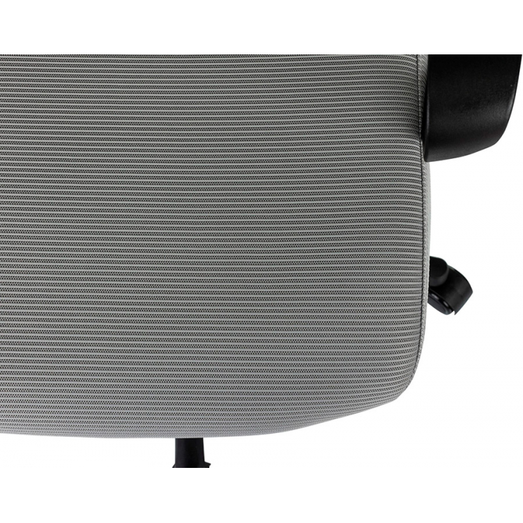 Кресло руководителя Бюрократ Wise Grey