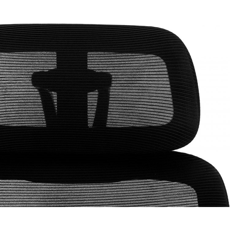 Кресло руководителя Бюрократ Wise Black