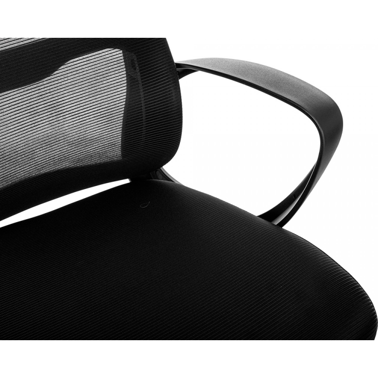 Кресло руководителя Бюрократ Wise Black