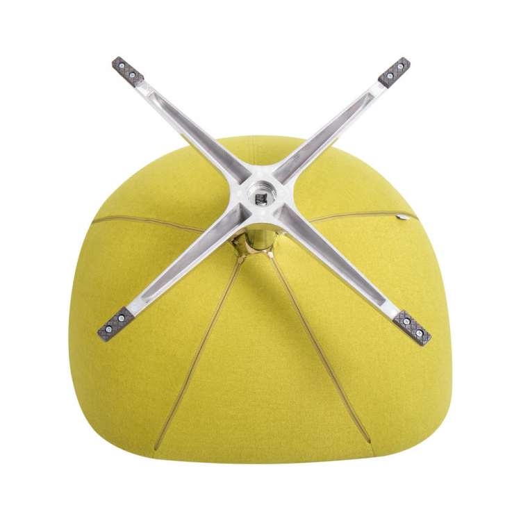 Кресло дизайнерское  EGG, светло-зеленая ткань AF3