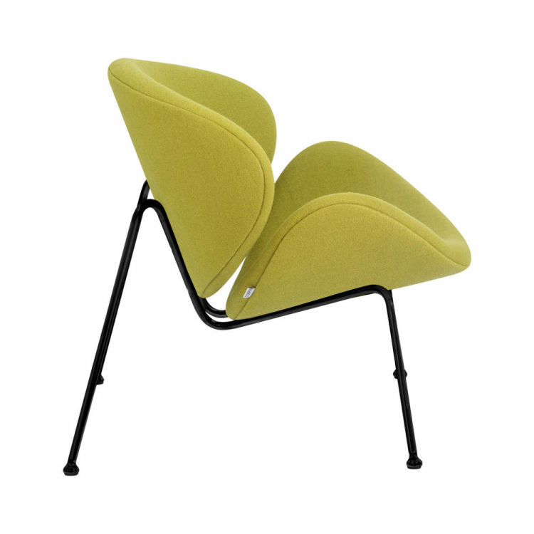 Кресло дизайнерское  EMILY, светло-зеленая ткань AF3, черное основание