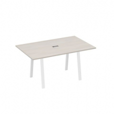 Стол для переговоров прямой 160 на металлокаркасе TRE