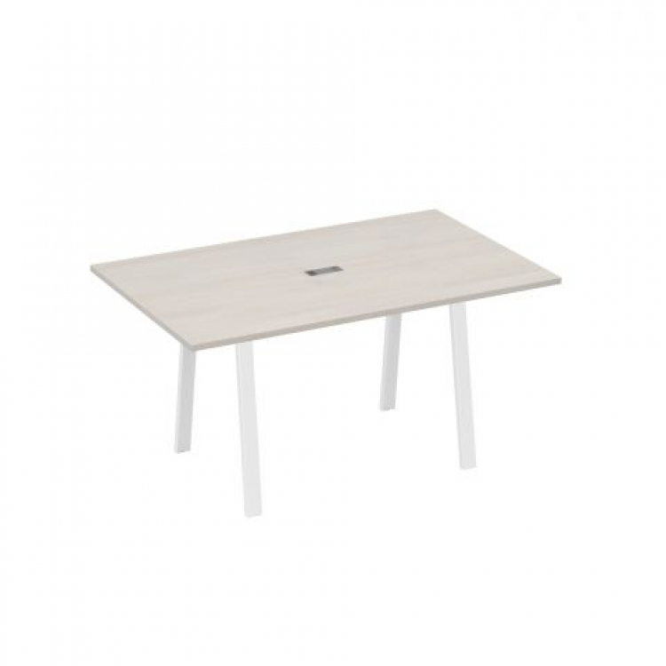 Стол для переговоров прямой 160 на металлокаркасе TRE