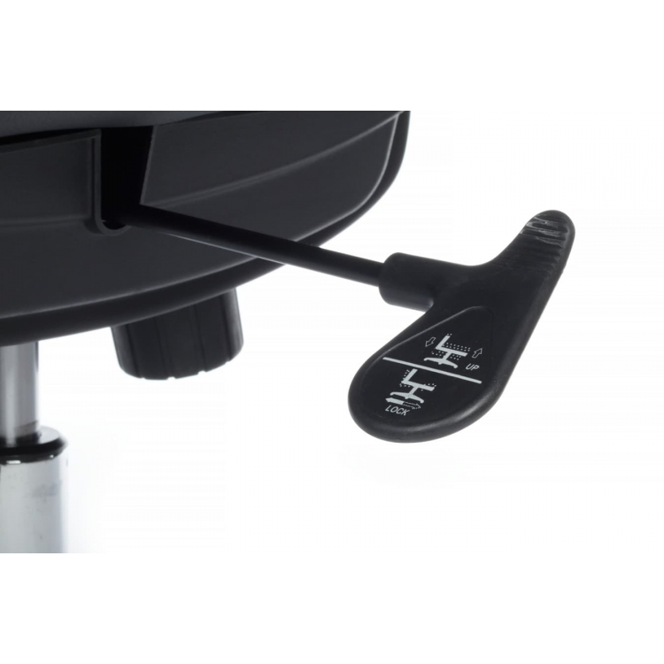 Кресло Magic-M B628 Черный