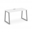 Style Project Стол письменный SN-6T1.SP-024 Белый/Металл Серый/Заглушка Пластик Серебро 1580*800*750