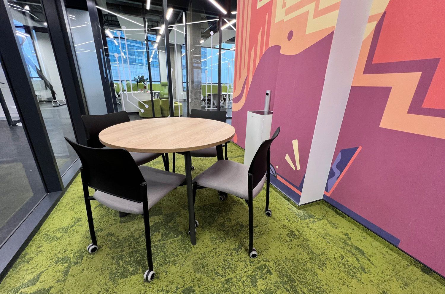 Столы для переговоров Flex